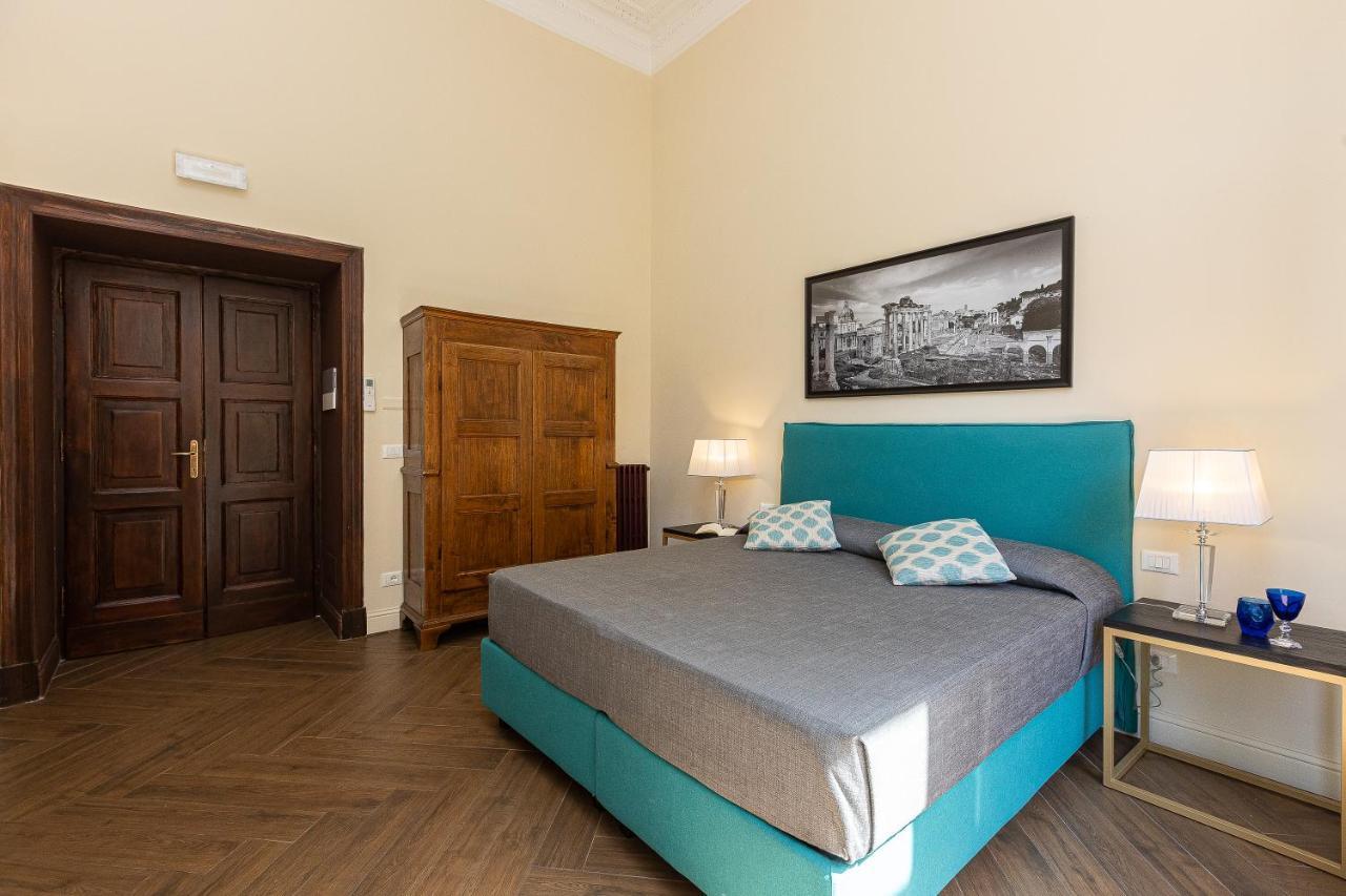 Spa Apartment Via Barberini Roma Exterior foto