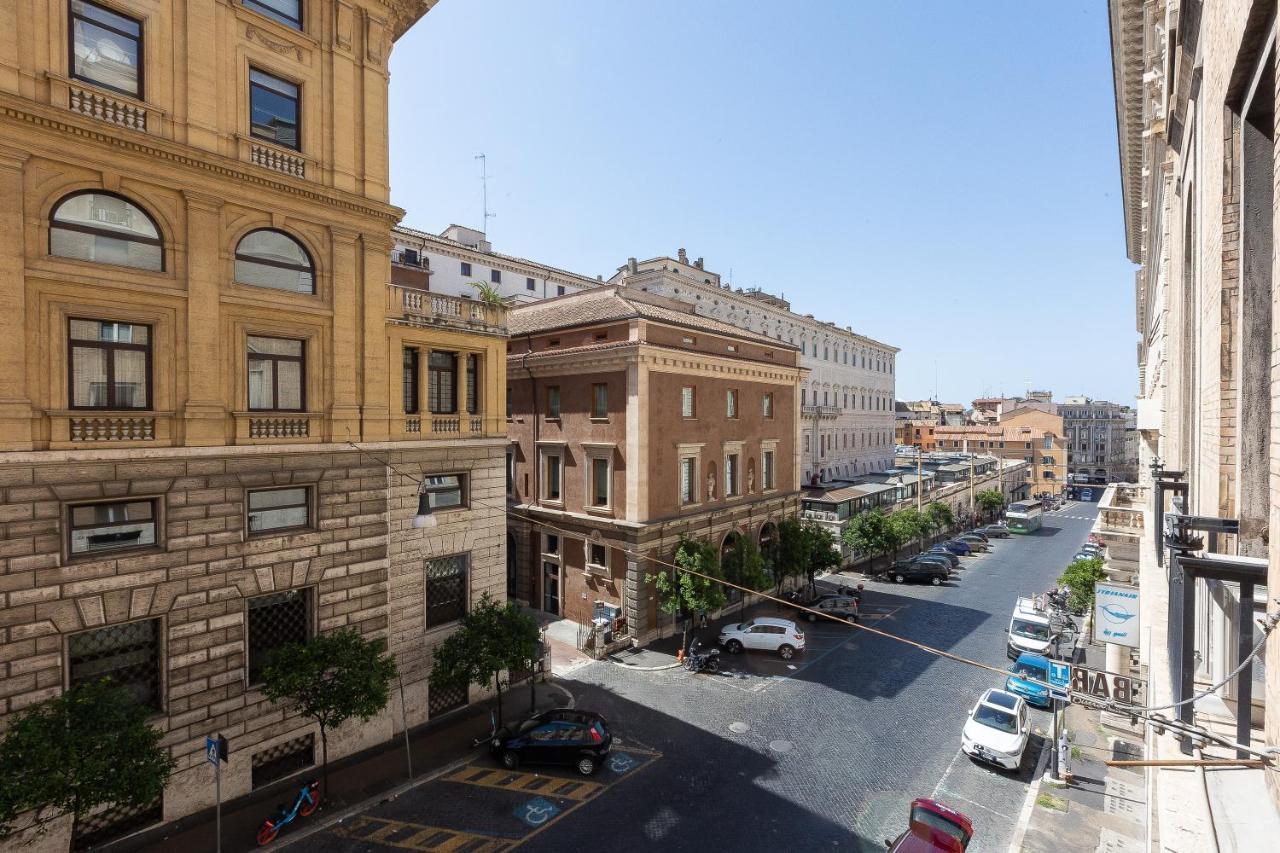 Spa Apartment Via Barberini Roma Exterior foto