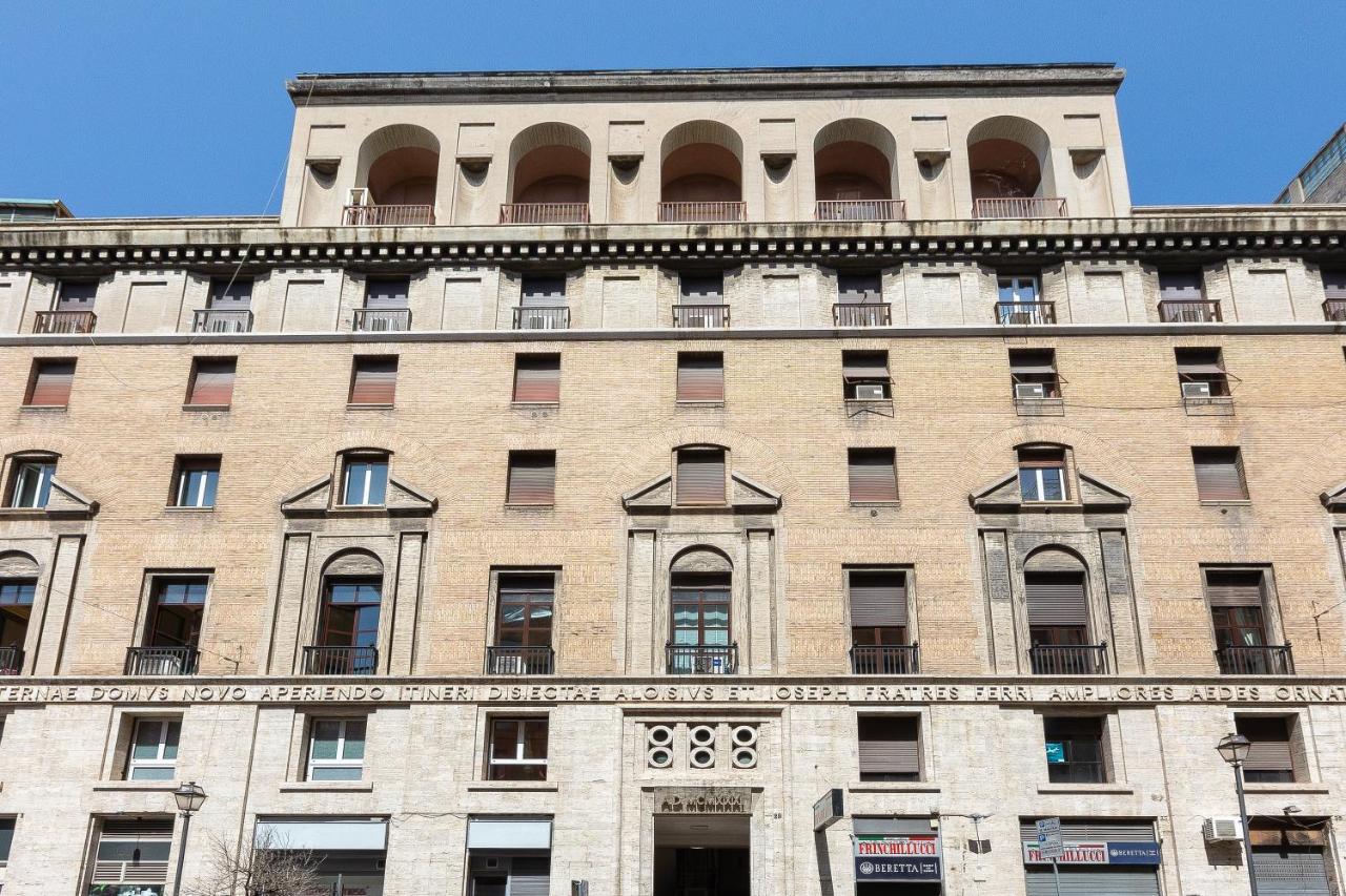 Spa Apartment Via Barberini Roma Exterior foto