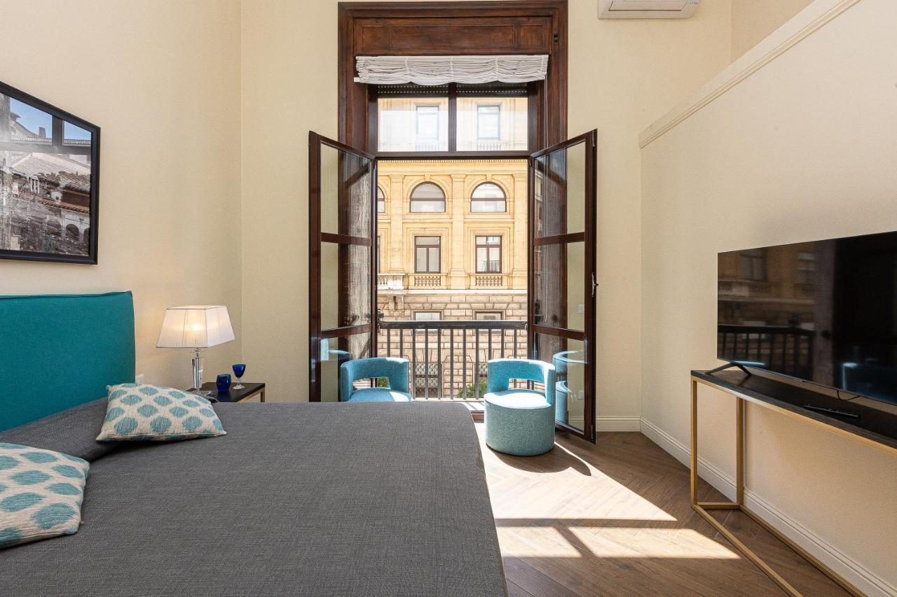 Spa Apartment Via Barberini Roma Exterior foto
