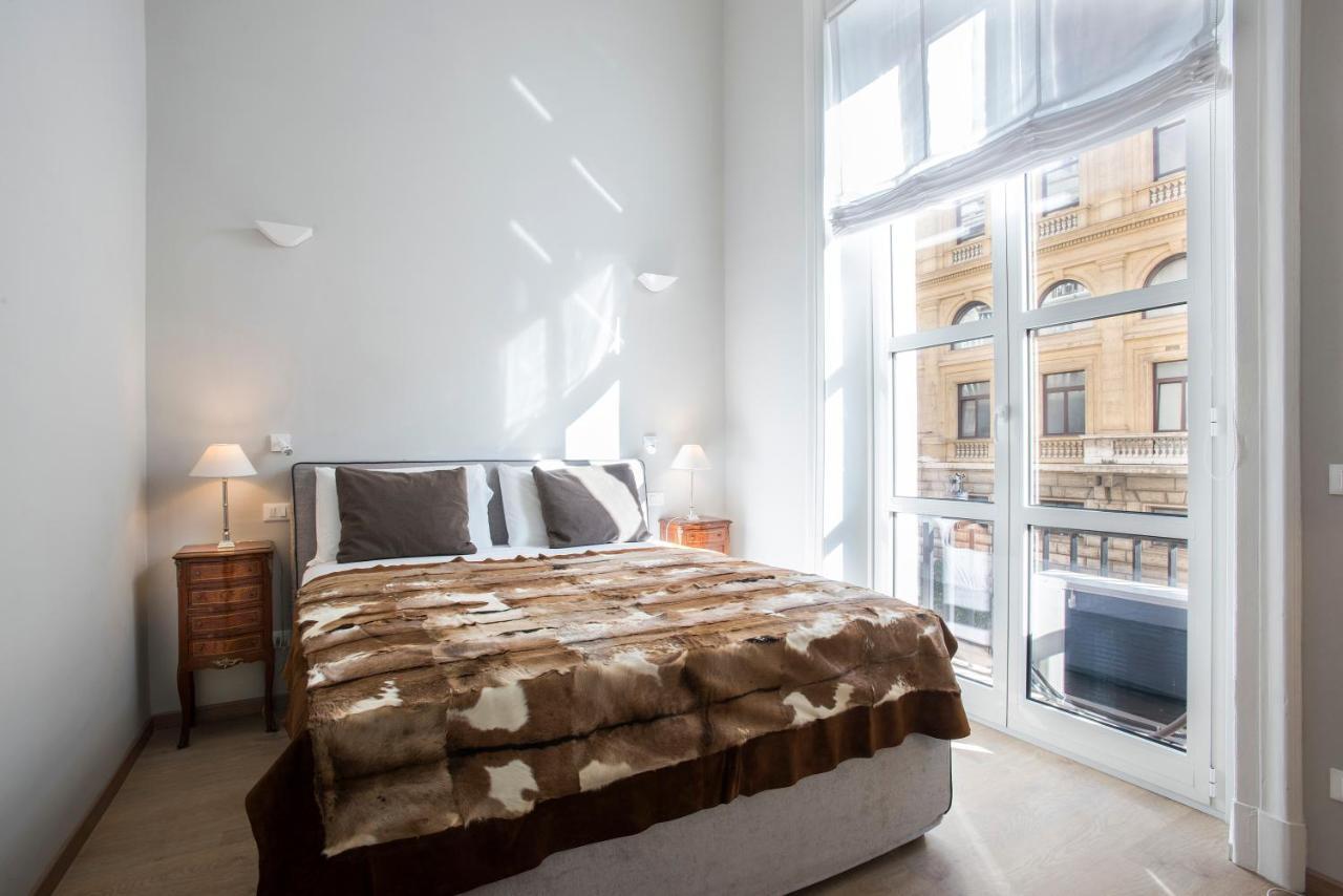 Spa Apartment Via Barberini Roma Exterior foto